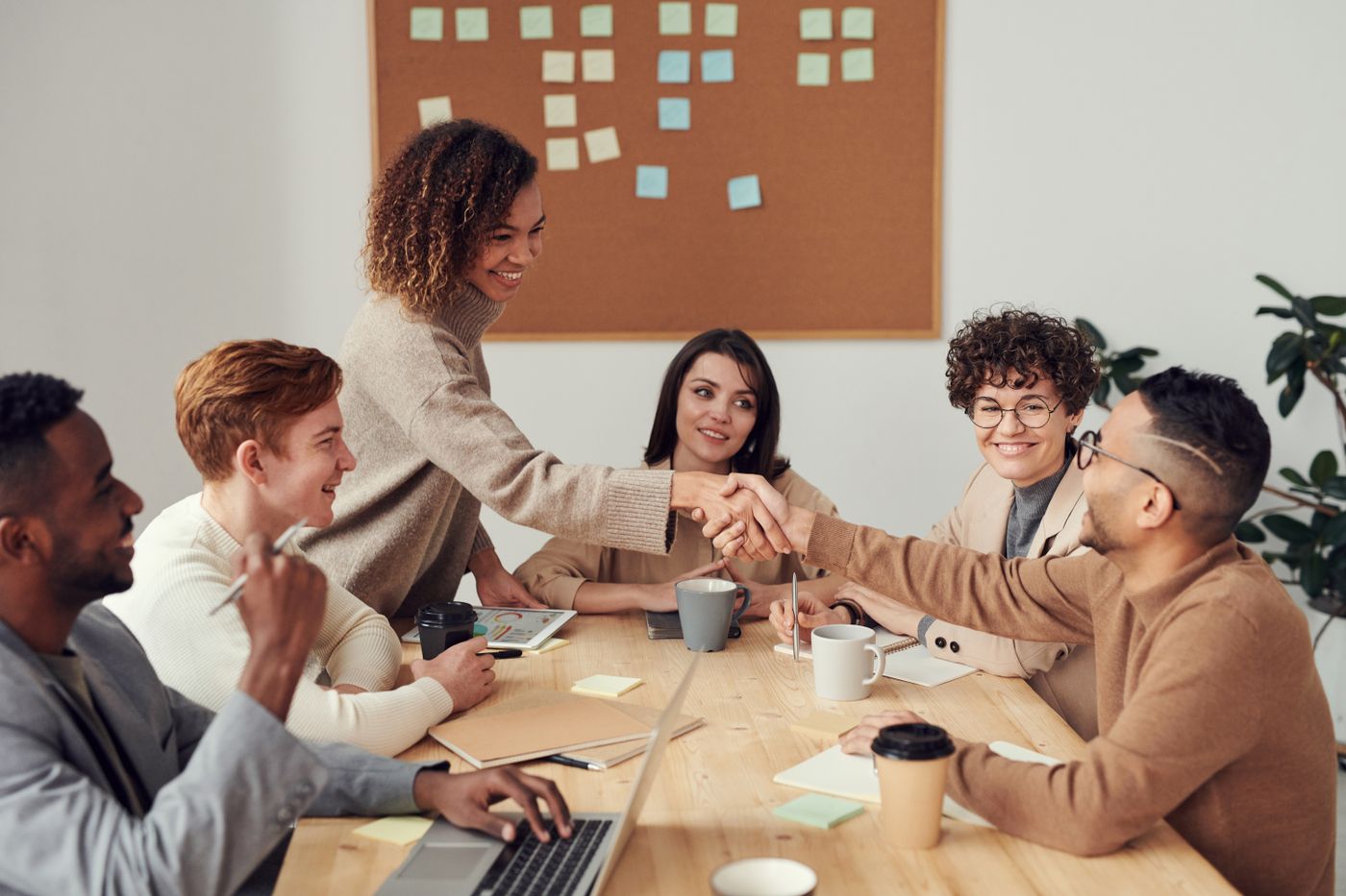 The LeadViqo team reviewing a campaign calendar